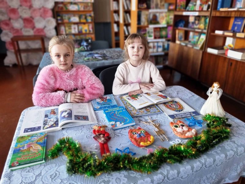 Літературний салон «Читай, я буду слухати!» (До Всесвітнього дня читання вголос)