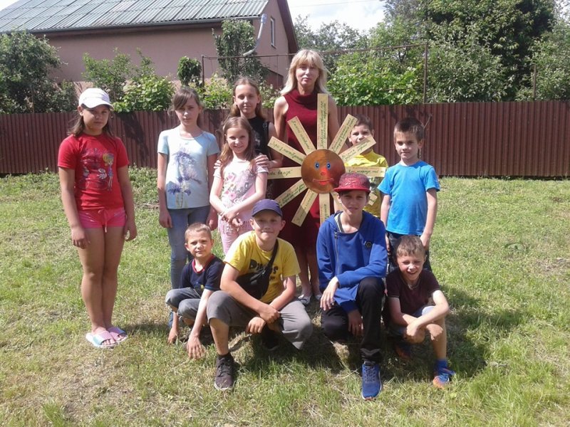 Інтелектуальна розвага «Ростимо маленьких геніїв» у «Бібліотеці під відкритим небом»