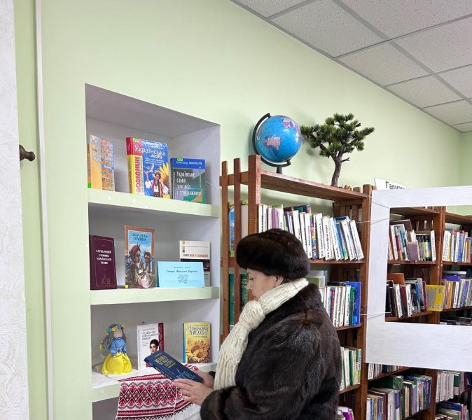 Виставка-діалог «Говори. Відчувай. Бережи» (До Міжнародного дня рідної мови)