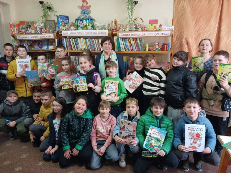 Зустріч з письменницею Тетяною Собецькою «Книга – наш надійний помічник»  (Тиждень дитячої та юнацької книги  «Українська книга дітям»)