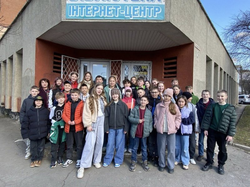 Бюро літературних новинок «Лабіринти книжкових полиць» (Тиждень дитячої та юнацької книги  «Українська книга дітям»)