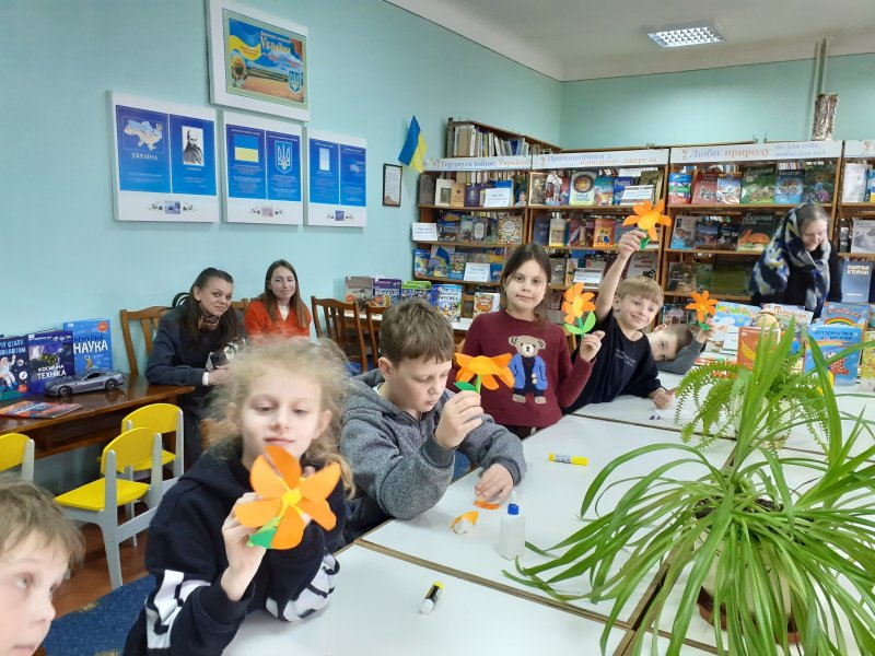 Майстер клас «Зустрічай весну – квітами»