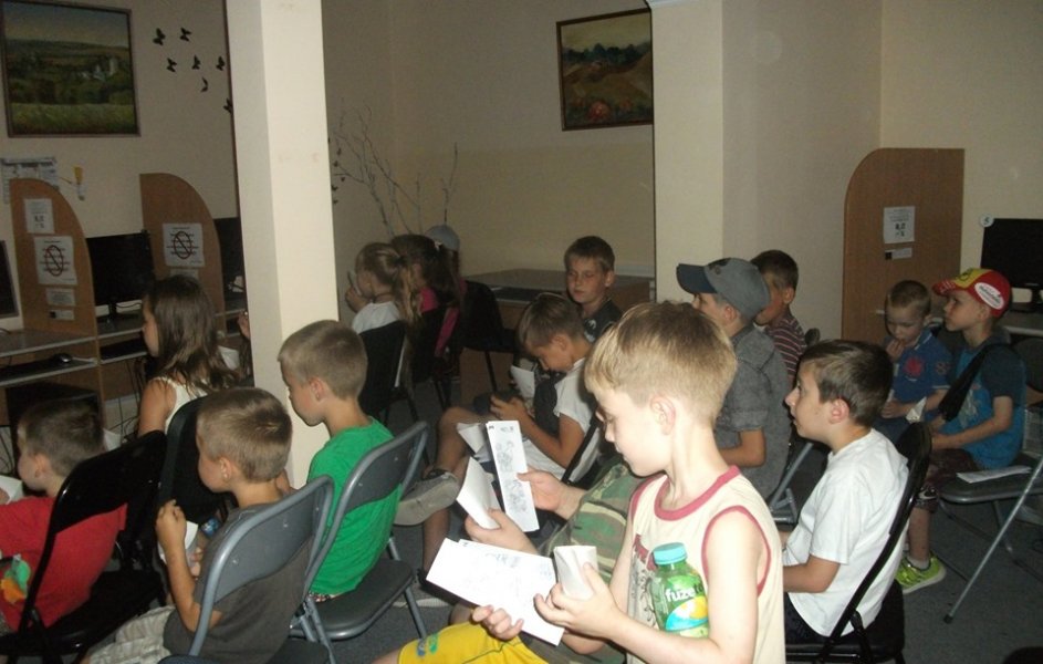 Бібліотечний кінозал «На мультики в бібліотеку»