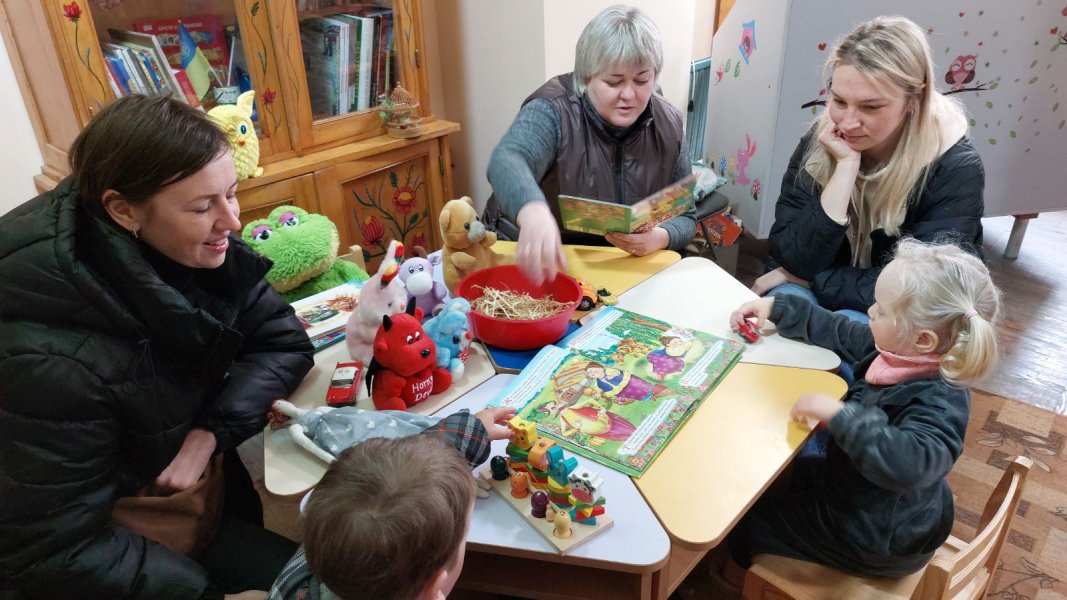 Казкова хатинка для малечі «В гостях у солом’яного бичка»  