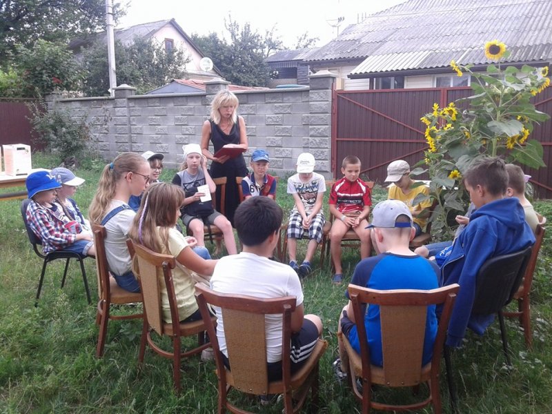 Година спілкування «Бджільництво – улюблене заняття українців» у «Бібліотеці під відкритим небом»