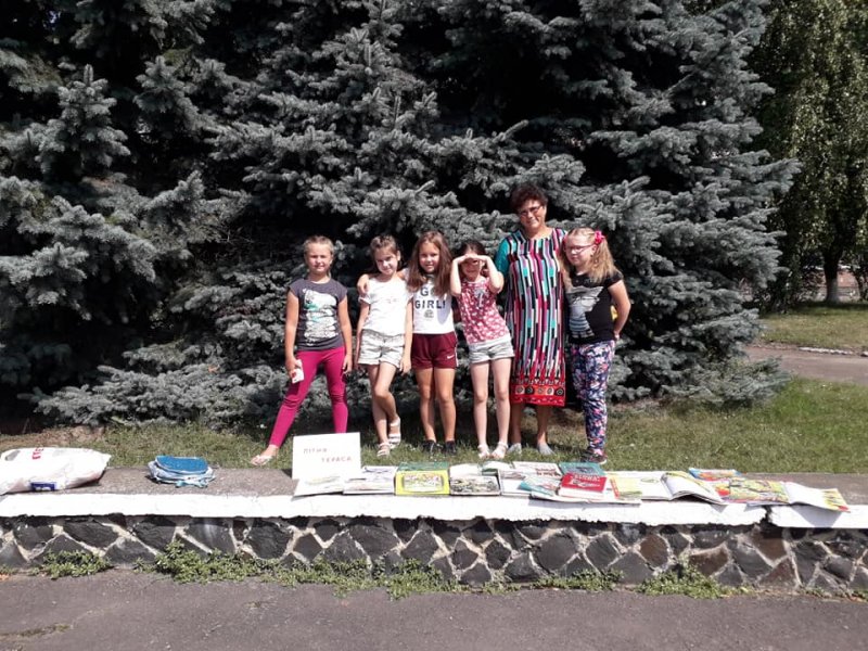 Бесіда «Птахи – наші пернаті друзі» у «Бібліотеці під відкритим небом»