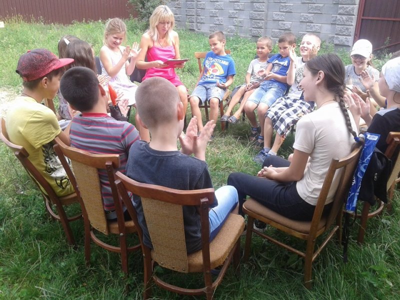 Година спілкування «Вчимося жити добрими людьми» у «Бібліотеці під відкритим небом»