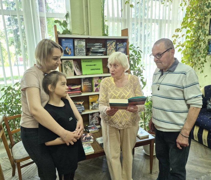Літературний бібліоглобус «Літературний ландшафт Америки»