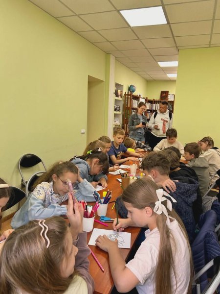 Пізнавальна година «Ми веселі діти, дуже раді літу» (Бібліотека під відкритим небом – 2026)