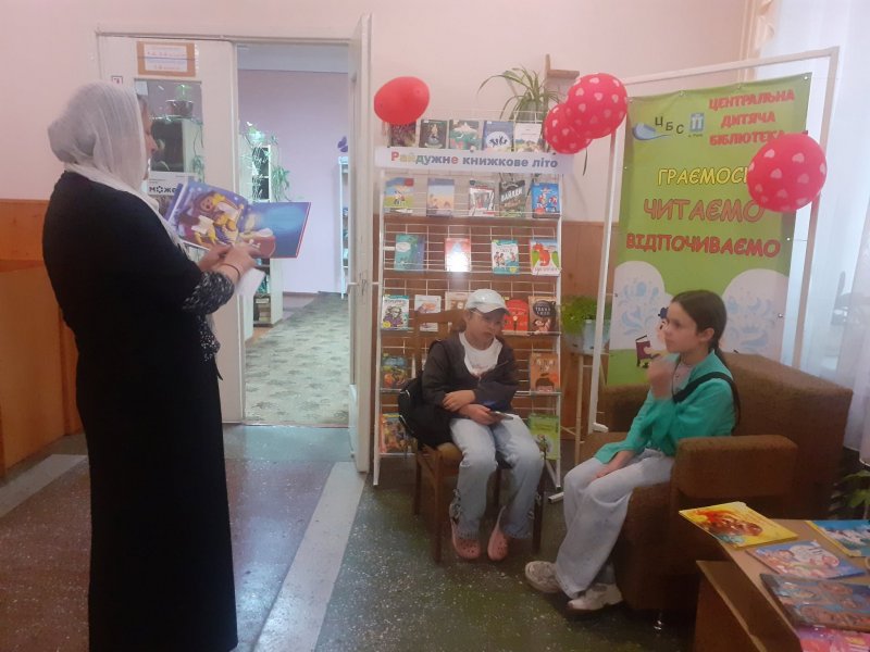 Голосні читання «Зворушливі історії» за книгою Єви Сольської «Лист для татка»