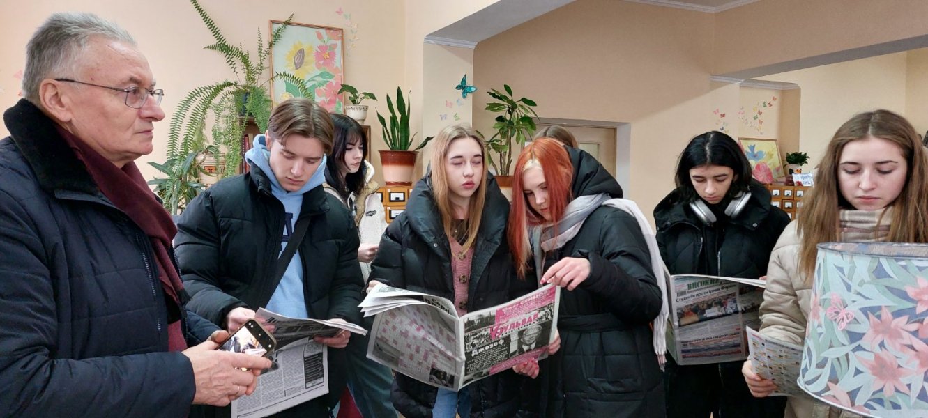 Екскурсія до бібліотеки