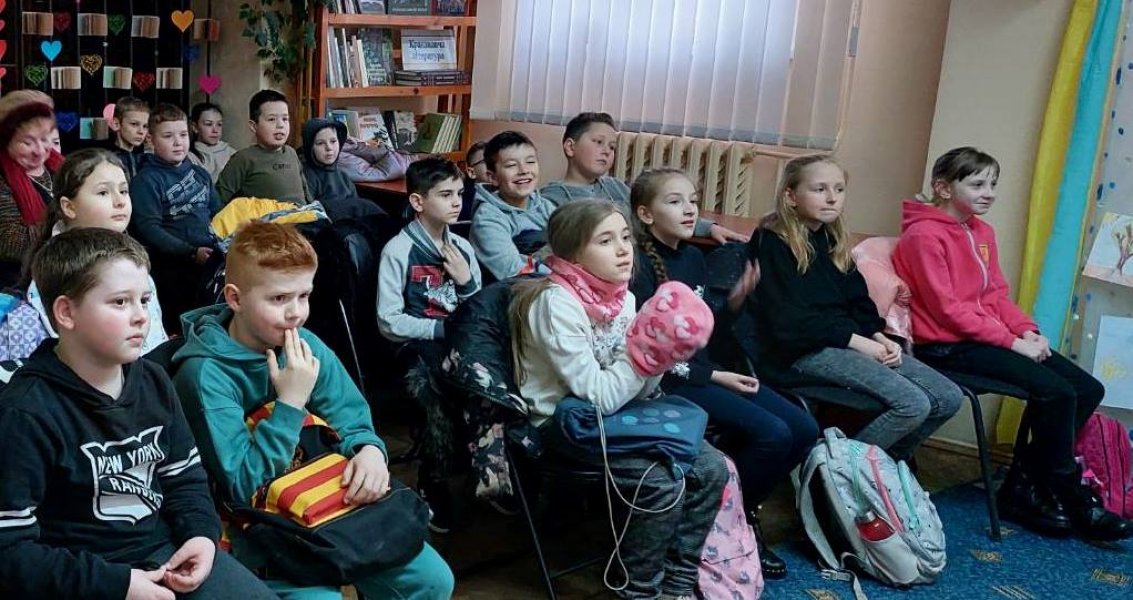 Бібліоглобус «З історії паперових скарбниць» (Тиждень дитячої та юнацької книги)