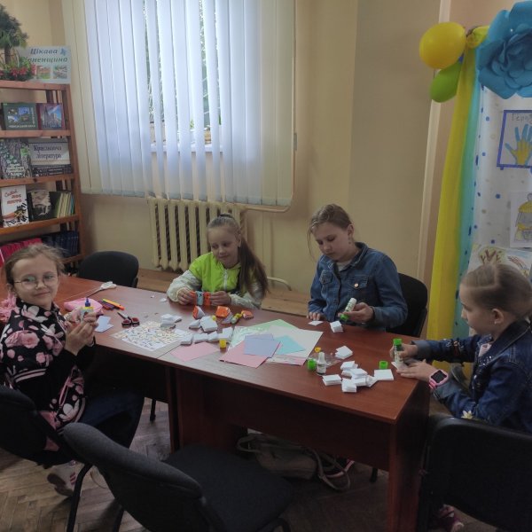 Релакс-простір «Спілкуємося. Відпочиваємо. Граємо»