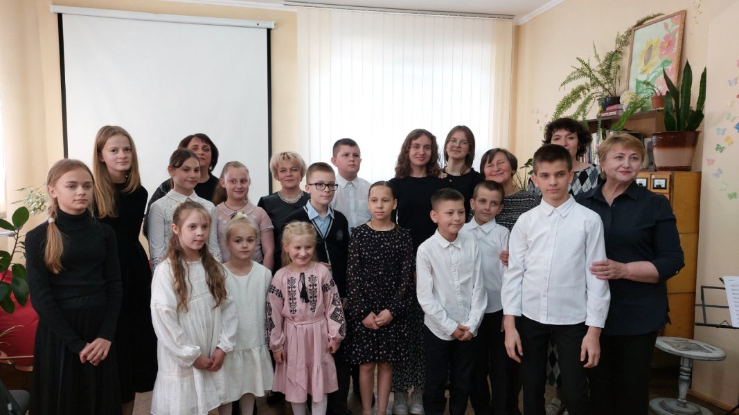 Музичний концерт за участю учнів Рівненської дитячої музичної школи № 1 ім. М. Лисенка «Свято талантів»