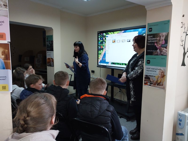Поетична подорож «Шевченкове слово крізь віки» (До Дня народження Тараса Шевченка, українського поета, прозаїка,  мислителя, живописця, гравера, етнографа та громадського діяча)