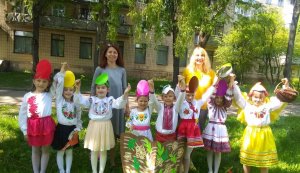 Бібліотечні погостини «Весна чарівниця» 