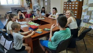 «Арт-обійми з Іванною Голуб»