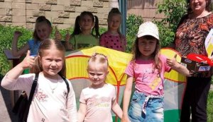 Конкурсно-ігрова карусель ”Щаслива країна дитинства”