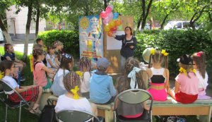 Розважально-пізнавальні варіації «Яскраві барви літечка» «Бібліотека під відкритим небом»
