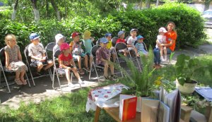 Фольклорна веселка «Зелене купало в літо упало»  «Бібліотека під відкритим небом»