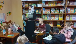 Бібліоваліза ”Теплі історії для читання”