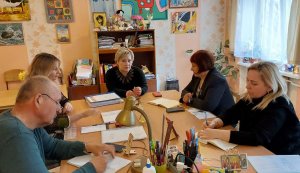 Тренінг ”Використання смартфону для створення медіа контенту на прикладі графічного редактора Canva та відеоредактора InShot”