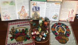 Виставка-інсталяція ”Великдень іде - надію в душу несе”