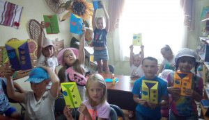 Майстер-класі по виготовленню листівок ”Бо на світі кращий ти, татусь!”