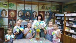 Сторінками дитячої преси ”Читаємо граємось розвиваємось”