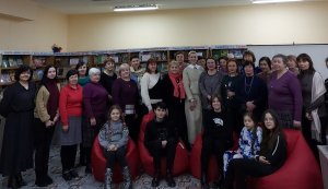 Літературна зустріч ”Творчий світогляд мами й доньки”