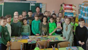 Літературний глобус ”Хто казки читає, той героїв знає” (Тиждень дитячого читання)