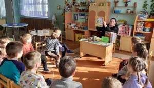 Виставка одного жанру ”Скільки народів, стільки казок” (Тиждень дитячого читання)
