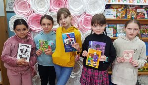 Виставка-гуморина ”Усміхнемося разом, друзі!” (До Всесвітнього дня сміху)