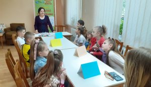 Етикет-година «Академія ввічливості для панів і панянок»