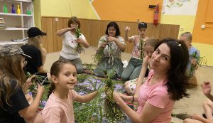 Народознавчі ігри «Ой на Івана, ой на Купала, котилася зоря з неба та й у воду впала»