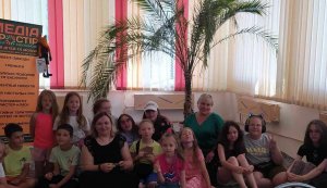 Бібліомайданчик «Майстерня дружби та позитивного настрою»  Бібліотека під відкритим небом