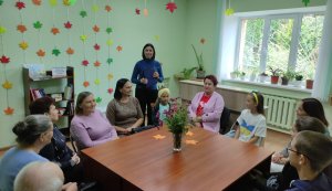 Свято пошани ”Летять літа, як білі журавлі, дзвенять, як ті волошки в полі” (до Міжнародного дня людей похилого віку)