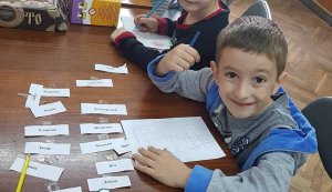 Літературні жмурки «Знайди героя казки»