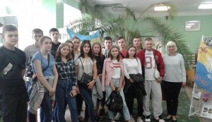 Літературно-патріотична година спілкування «Гібридна війна. Вистояти і перемогти»