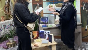 Виставка книг ”Леся Українка - поетеса хоробрості і боротьби”