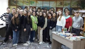День інформацї «Стежками барвистого світу: сучасна книга для молоді»  (Тиждень дитячої та юнацької книги)