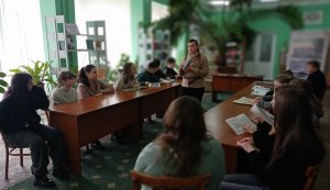 Книжковий дрес-код ”Обов’язкова складова іміджу сучасної людини” (Тиждень дитячої та юнацької книги)