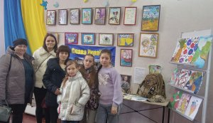 Виставка малюнків  Ольги Марчук «Татова мрія моїми очима»