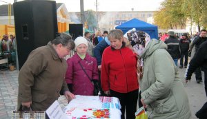 Фото-розповідь про творчість квасилівської майстрині-вишивальниці Валентини Баранович «Любов'ю створена краса» 