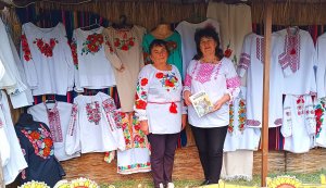 Тематична виставка ”Вишиванок краса дивовижна”
