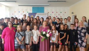  Творча зустріч з Анною Лимич «Високе небо України»