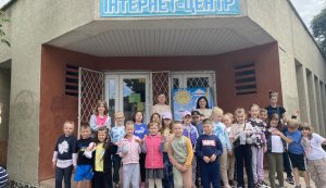 Розважальні варіації «Літо прийшло – канікули принесло»  (Бібліотека під відкритим небом)
