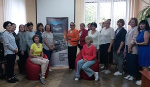 Зустріч з письменницею та волонтеркою Людмилою Охріменко