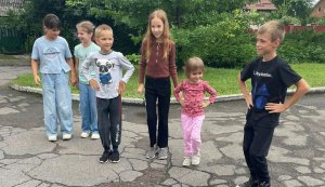 Гра «Веселий світлофор» (Бібліотека під відкритим небом)