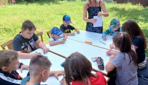 Інтелектуальна ігротека «Цікавинки у клітинках» (Бібліотека під відкритим небом)
